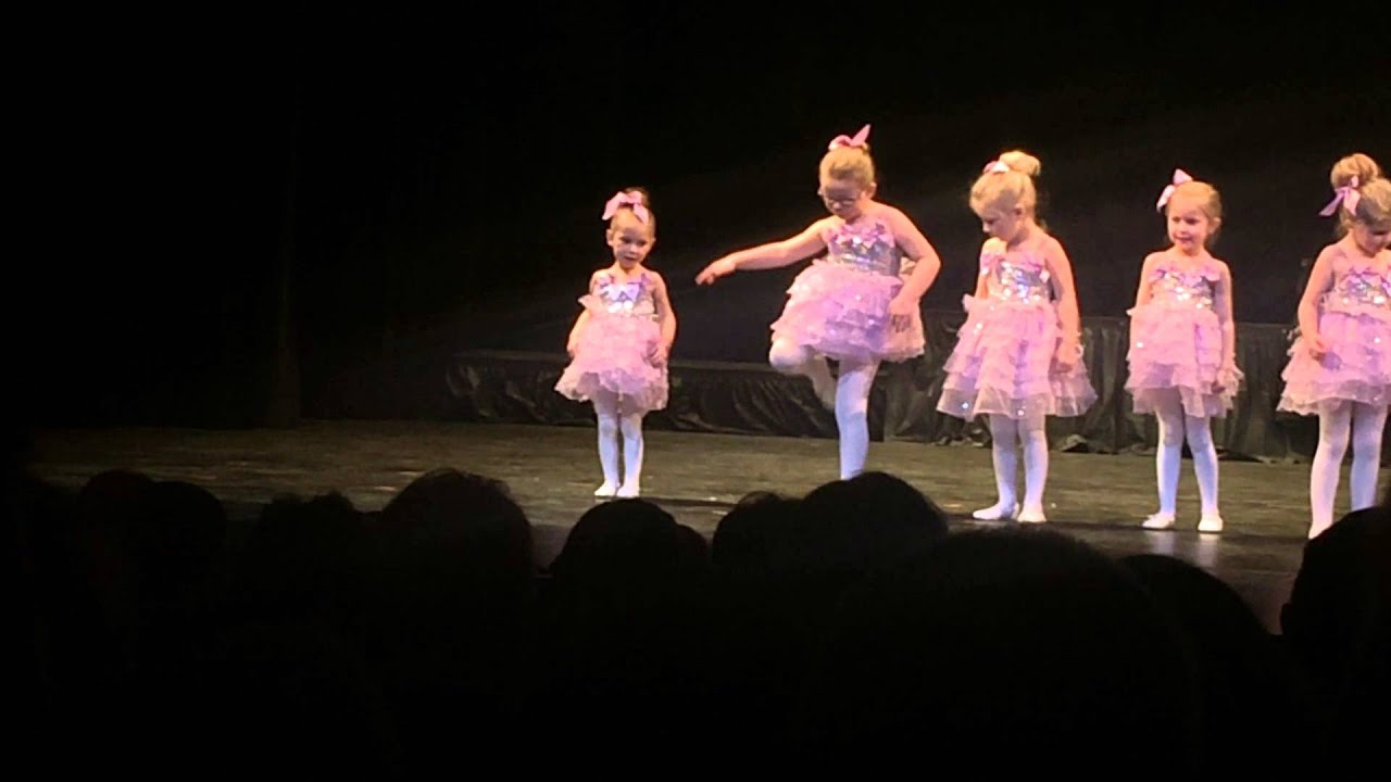 Anezka First Dance Recital 2014 Fall 3 years old Ballet - YouTube