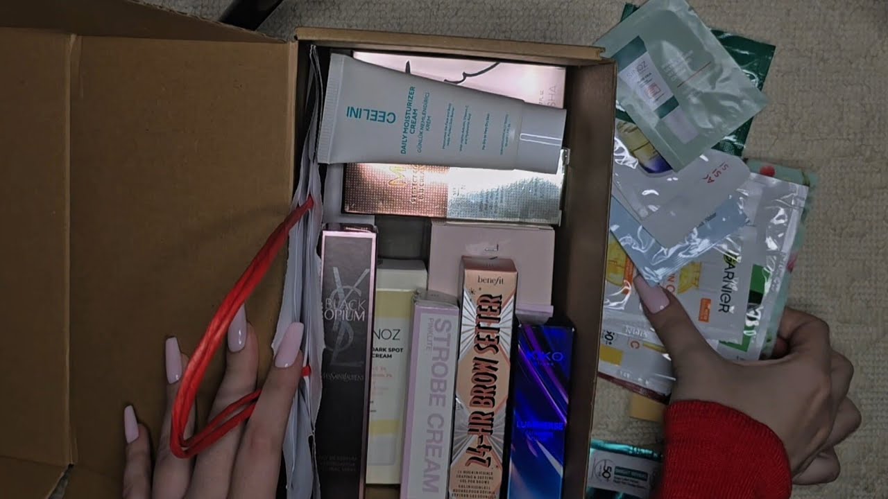 TÜRKÇE ASMR / kozmetik ürün satışımı inceliyoruz 🌸 