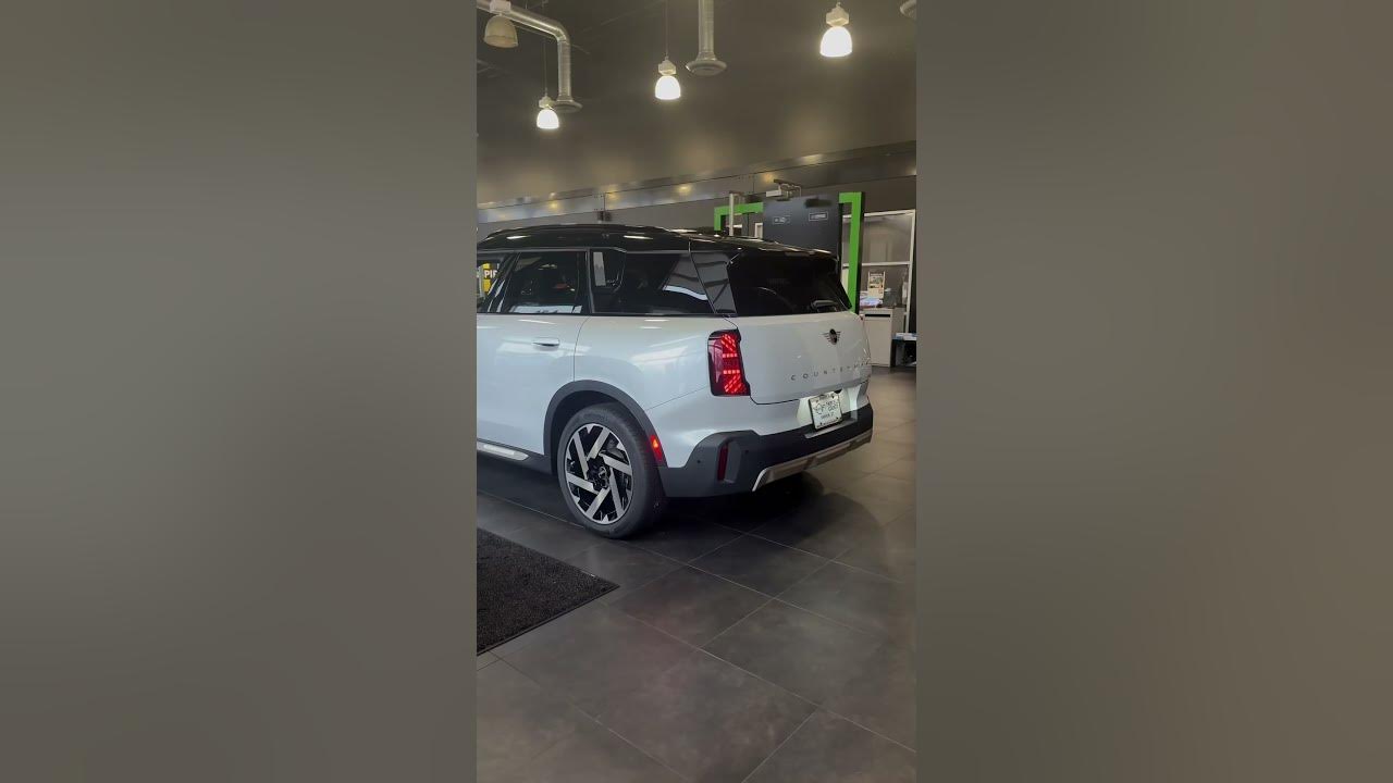 MINI’s new electric Countryman SE #mini #electric #ev #countryman #minicoopers #cars #suv #fyp