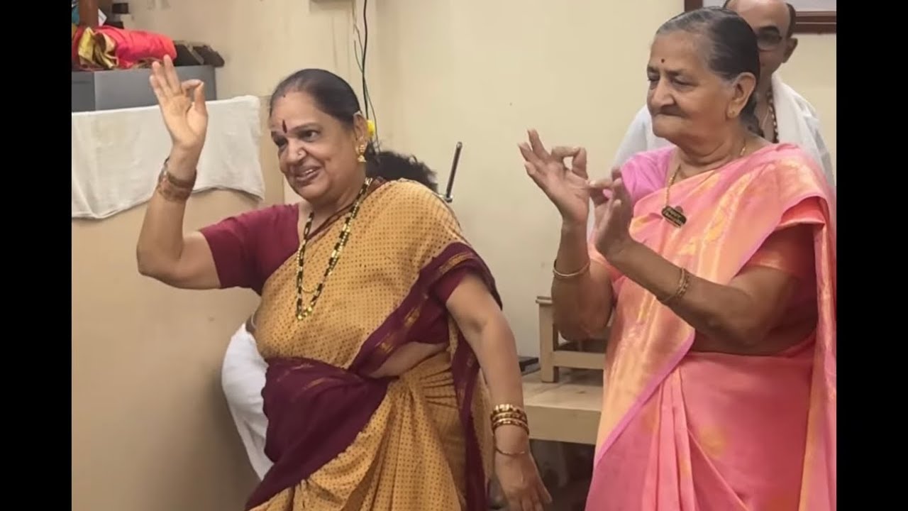 ಶ್ರೀ ರಾಘವೇಂದ್ರ ಆರಾಧನೆಯಲ್ಲಿ ಹಿರಿಯರ ನೃತ್ಯಸೇವೆ @anandaparimala1 #dance #dancevideo #dancer #dancemusic 