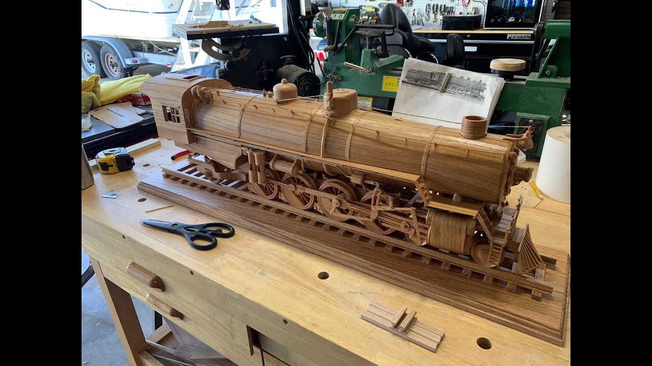 4-8-2 Mountain Steam Locomotive Wooden Model Build