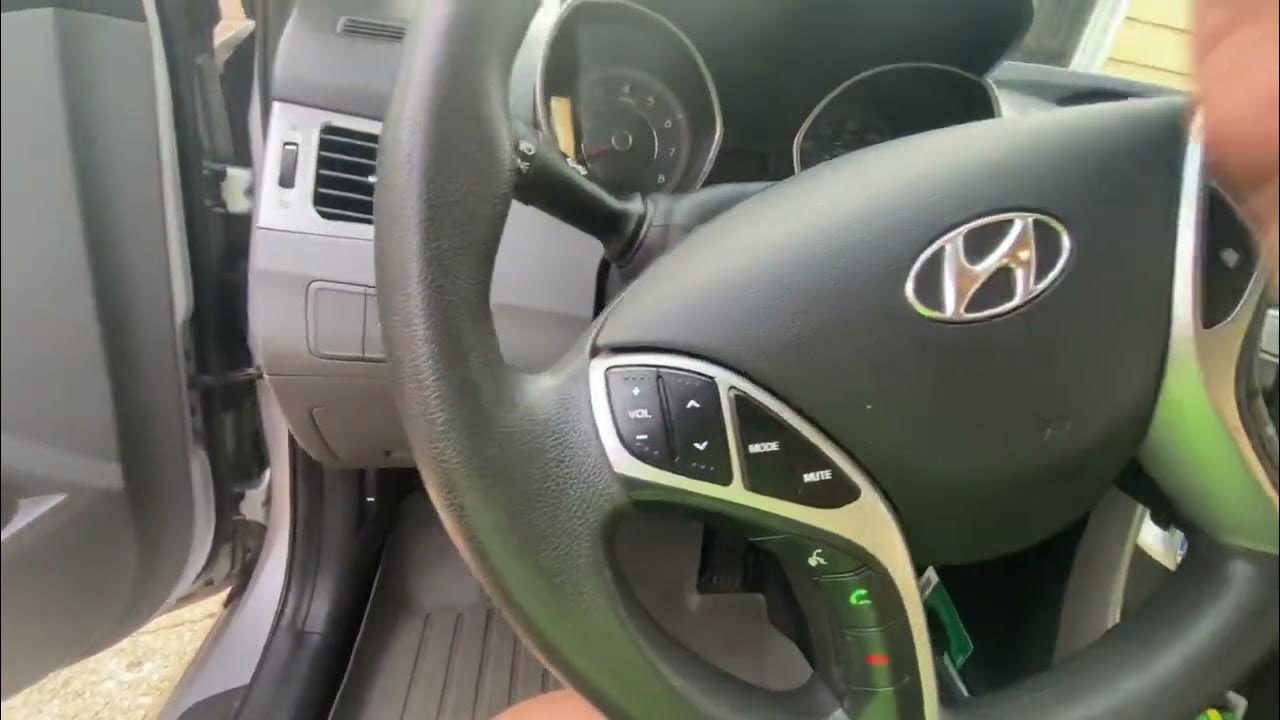 2011 hyundai Elantra horn - YouTube