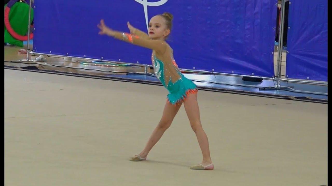 Художественная гимнастика, соло. Полина Захожая, Краснодар. - YouTube