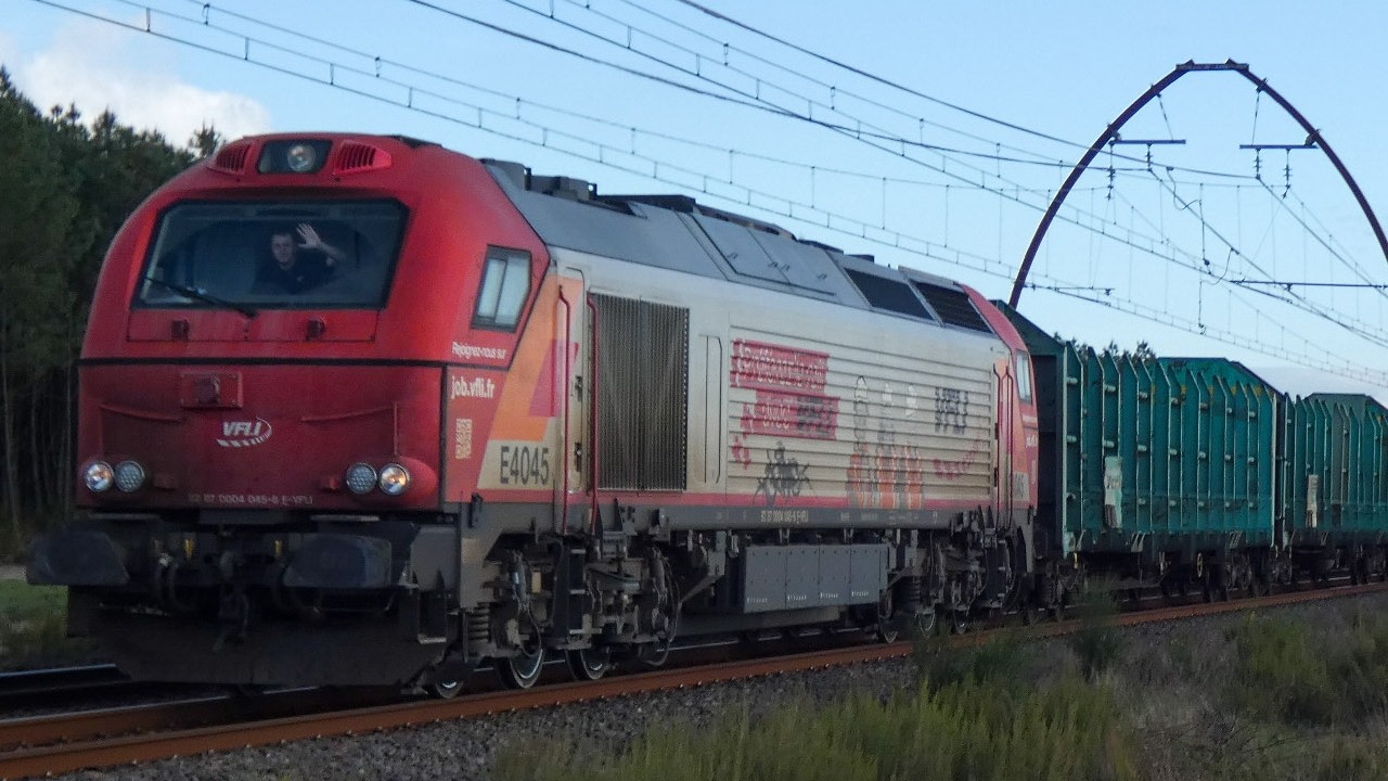 Un beau grumier vide et la 7258 en Nouvelle Aquitaine