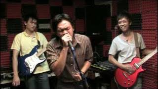 Ray Lee sing Beyond: I'm Angry 我是愤怒 Wong Ka Kui Version