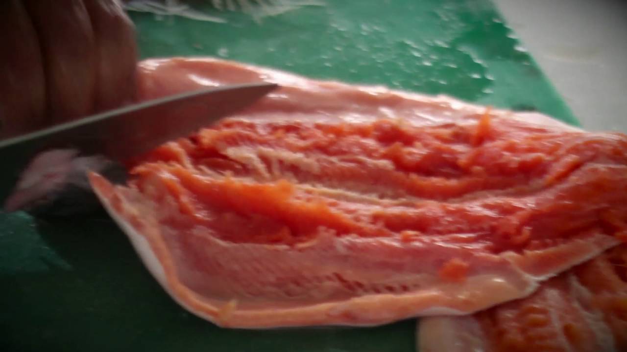 Deliciosa y calientica, así se prepara una trucha arcoiris.