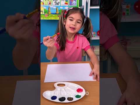 When Mom's Lipstick Becomes a Heart-Shaped Masterpiece! ❤️🎨