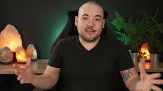 Famous Tarot In Action Series - Learn Tarot Profile