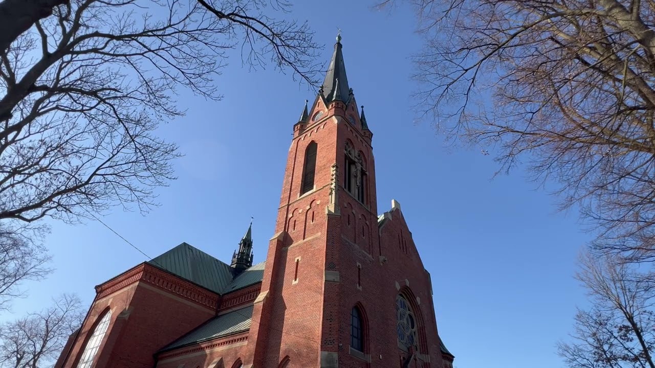 Chorzelów dzwonienie dużego dzwonu Sanktuarium MBKR na godzinę Miłosierdzia