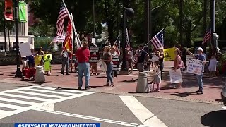 Demonstrators want to get back to work