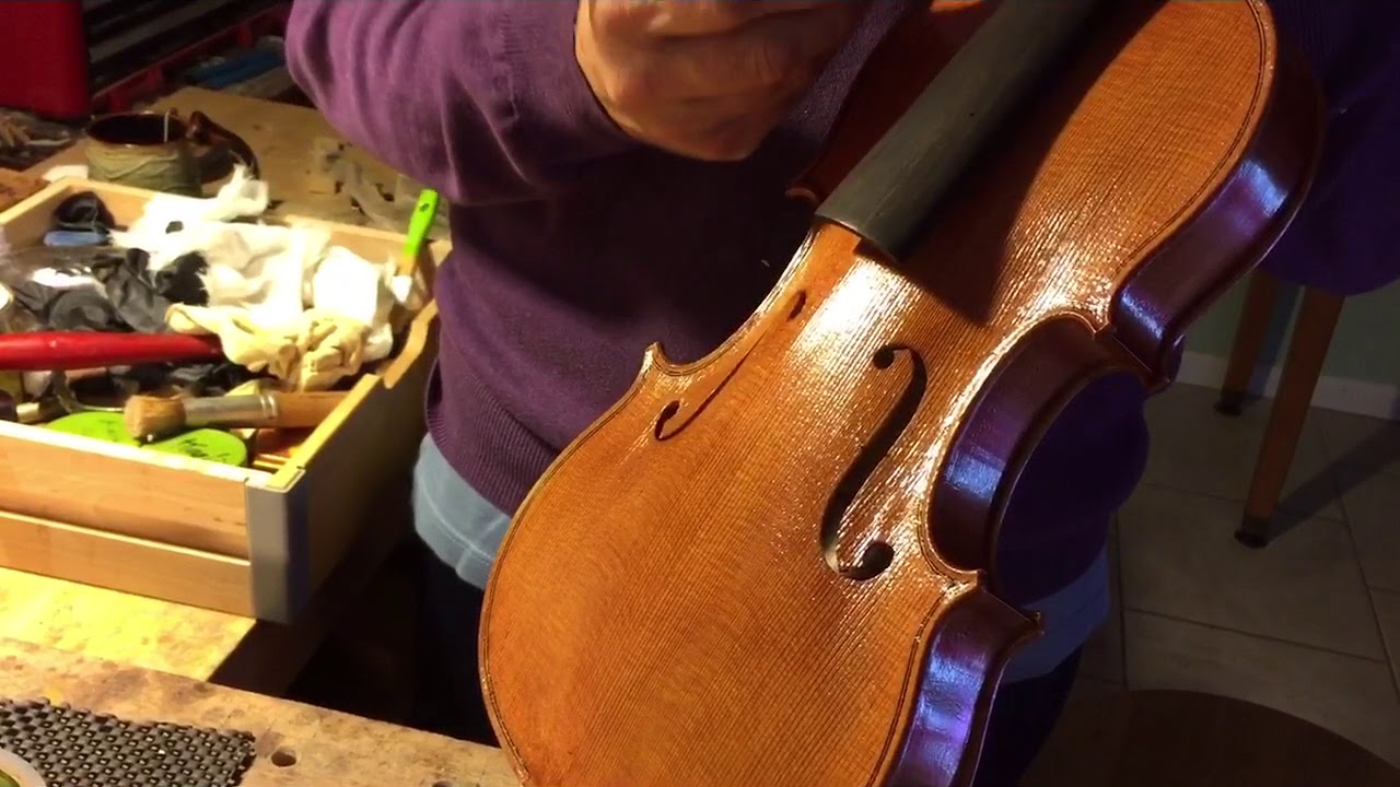 Violin Niccolo varnishing another coat... YouTube