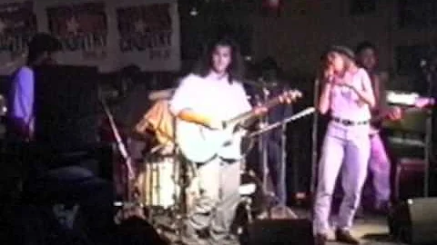 Cindy Bowman & The Stillmeadow Band- "Break the Ch...