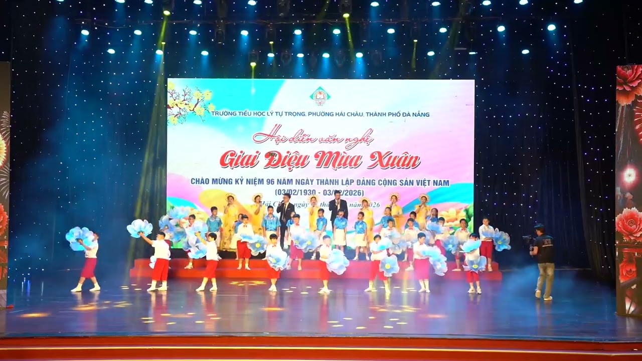 HÁT - MÚA: TỰ HÀO KHÚC CA TRƯỜNG TIỂU HỌC LÝ TỰ TRỌNG l TẬP THỂ GIÁO VIÊN VÀ LỚP 5/1