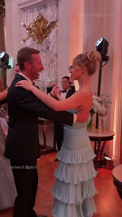 Gwyneth Paltrow & Chris Martin’s Daughter Apple Makes Societal Debut At Le Bal des Débutantes