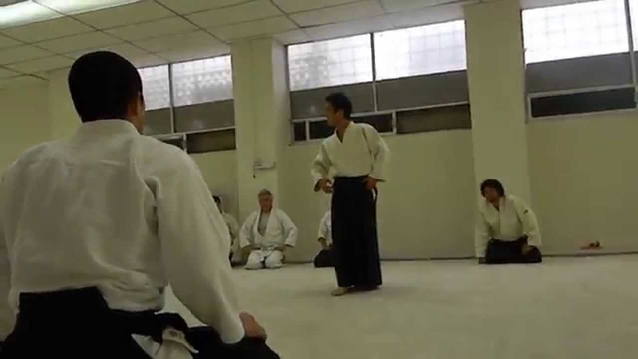 Waka Sensei (Mitsuteru Ueshiba) Ai hanmi katate dori Nikyo