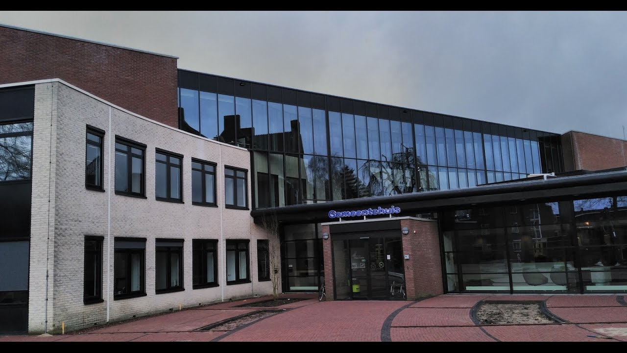 Vernieuwde gemeentehuis van Oost Gelre officieel geopend