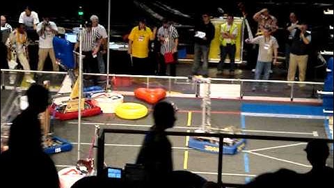 First Robotics 2011 Minibot runs around in circles.