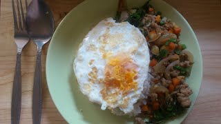 Thai Holy basil stir fry pork(Kra pao moo)