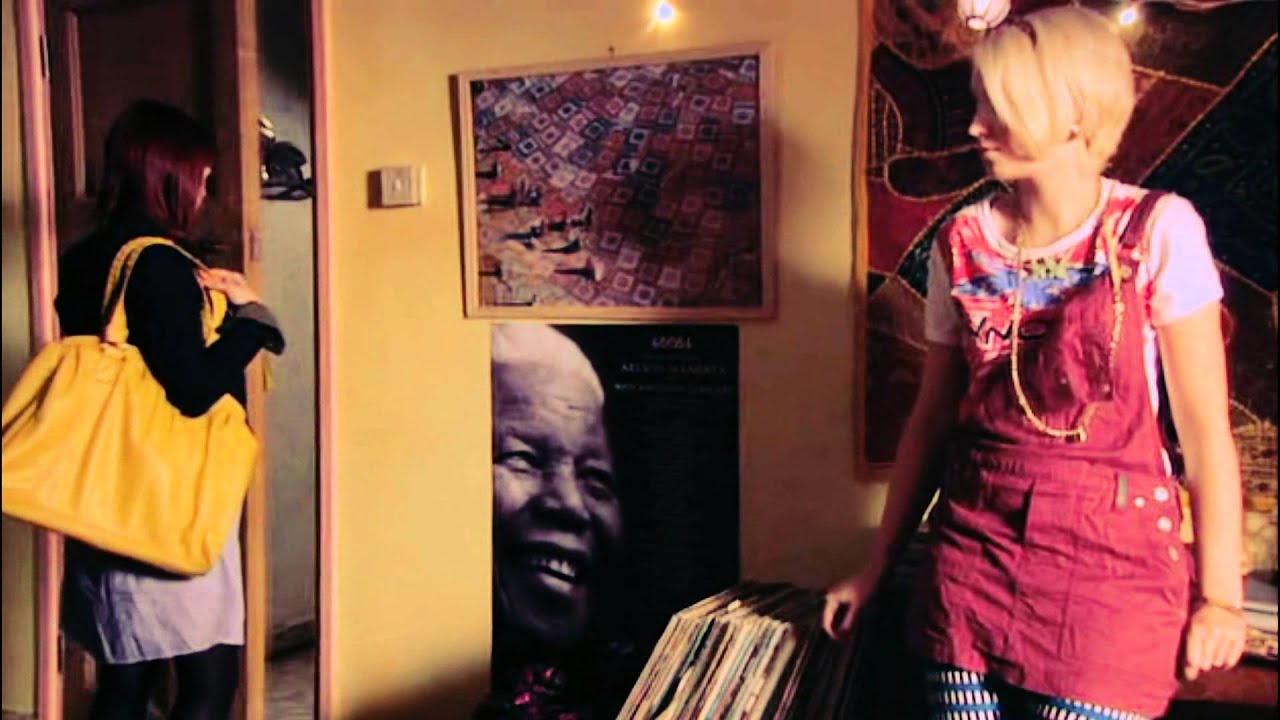 Don't Deserve You :: Naomi and Emily (for Emily)