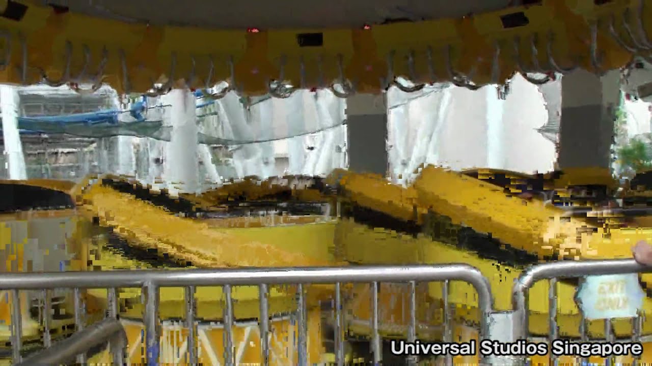 Accelerator AT Universal Studios Singapore - YouTube
