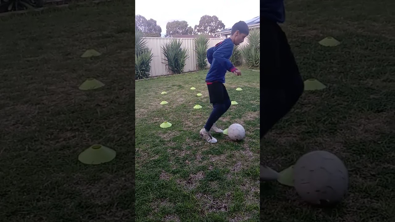 Messi dribbling skills 😱#trending #shorts #trend#footballskills
