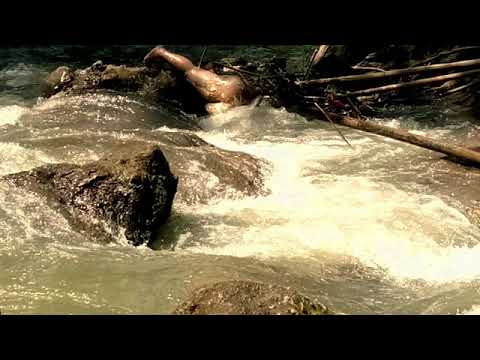 Video: Sungai Nara. anak sungai Sungai Nara. Air Terjun 