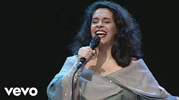 Gal Costa - Chovendo Na Roseira