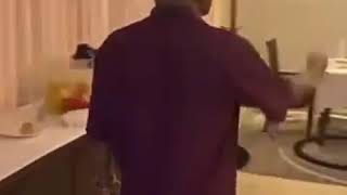 Tazama anachofanya magufuli akiwa nyumbani Tazama anachofanya magufuli akiwa nyumbani