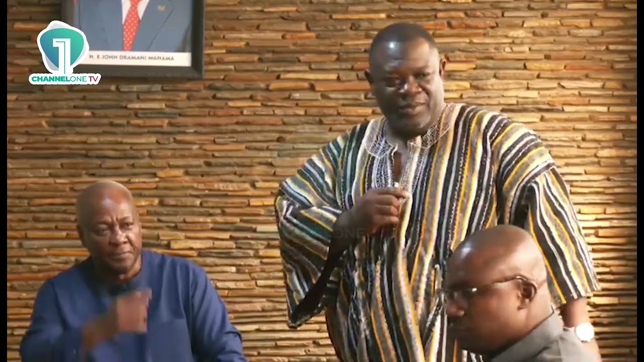 Yagbonwura’s Historic Courtesy Visit to President Mahama – Congratulates Him on Victory