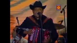 Video thumbnail of "LISANDRO MEZA  - LAS CARAS LINDAS"