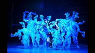 Цзо Чжень-Гуань. Танец придворных женщин из балета «Течёт речка» («Девушка и дракон»)