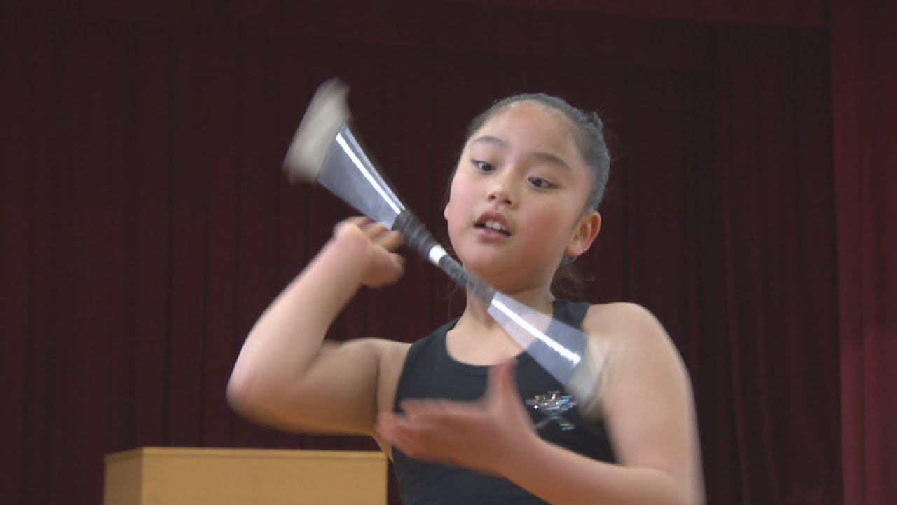 バトントワーリングの中国大会で優勝した小学生　母との練習で世界を目指す　岡山・玉野市【こどもミライパーク】