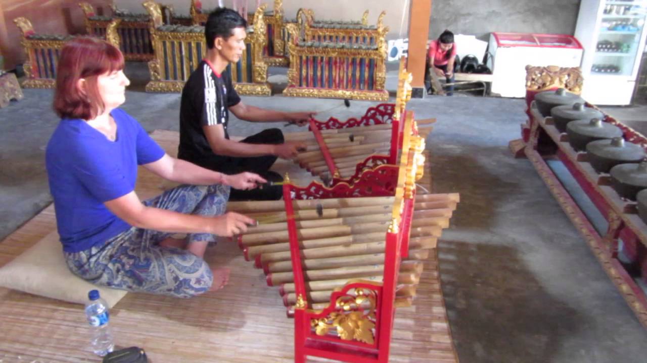 Rindik Bamboo gamelanSanggar Seni Pondok Pekak " TABUH TELU SANUR