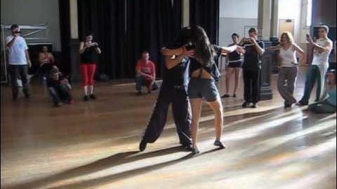 NEO ZOUK Improvisation by Mafie Zouker and Ruanita Santos - 2009