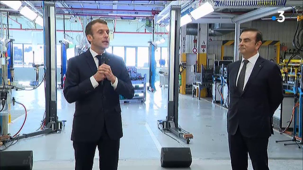 Emmanuel Macron interpellé par un ouvrier à MCA Maubeuge