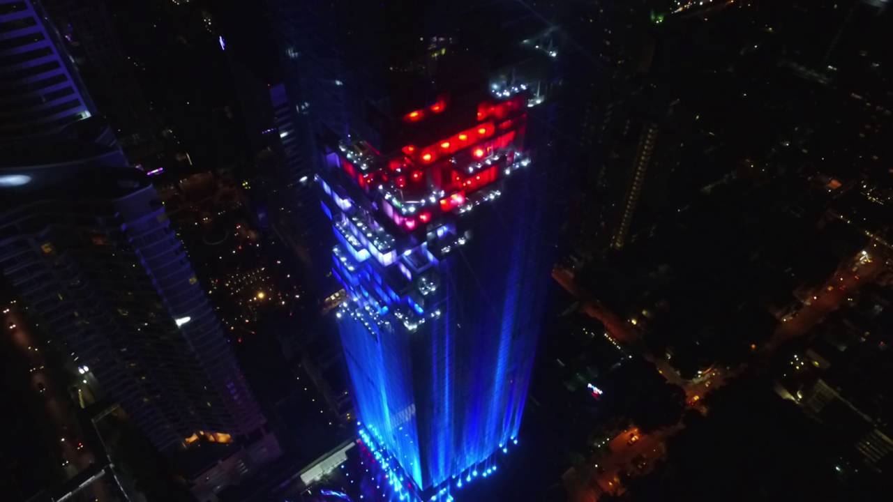 ที่แรก คลิป 4 นาที Lighting Show แสงสีเสียงสุดอลัง 'ตึกมหานคร'ดูยัง