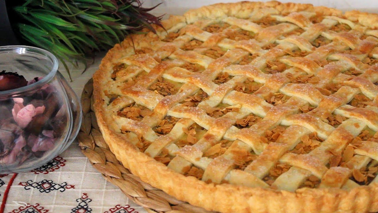 الذ فطيرة غتجربوها بلمستي الخاصة ماترديش انك تنوضي راك غتستمعي في تحضيرها والمذاق😋خطييييرة !!!