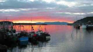 North Sea Gas --- Loch Tay Boat Song chords