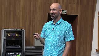 34º CBM - Palestra Plenária - The geometry of geometries: matroid theory, old and new