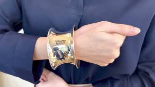 Vidéo: Bracelet Hermes "Manchette Réponse TGM" en argent de 2022. full set. Prix neuf : 1640€