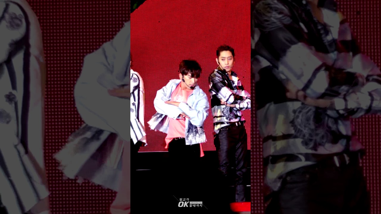 2017 SHINHWA SUMMER LIVE “MOVE” - SUPER POWER 슈퍼파워 (이민우 focus)