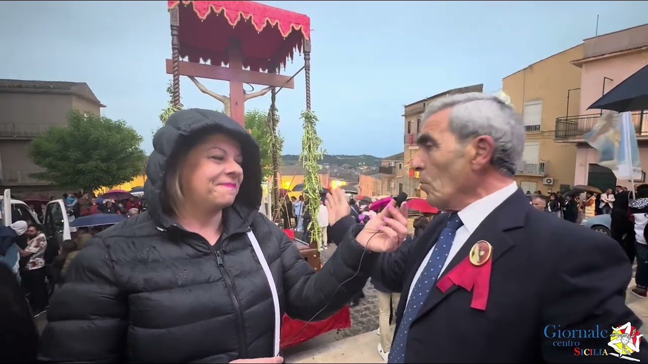 Canicattì, Tri di Maju: Viva Maria Immacolata e Gesù Crocifisso: Il figlio accompagna la madre!