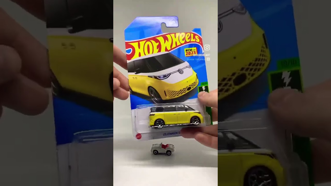 Opening the VW ID Buzz! 