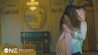 Miniatura de vídeo de "Cristian Porcari - Danseaza cu mine  | Official Video"