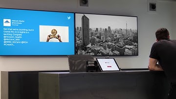 Digital Signage Twitter app on ScreenCloud
