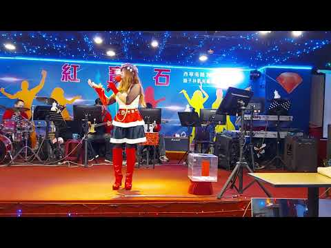 MayMay美美陳美珍第25天紅寶石歌廳表演駐唱來賓點唱戲鳳來賓說很想聽我唱這一首歌指定我唱這一首歌，我說我一個人沒有對唱他說沒關係他想聽我唱我唱給她聽說我很棒還給我鼓勵2020年12月14日