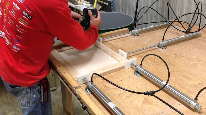 Door clamp