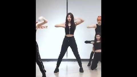 Dun Dun but I focus on who is dancing each move best