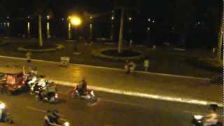 Phnom Penh - Sisowath Quay - traffic congestion - 12 November 2012