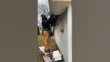 DIY | Installing Soffit